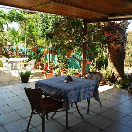 Georgia Lägenhetshotell Paphos