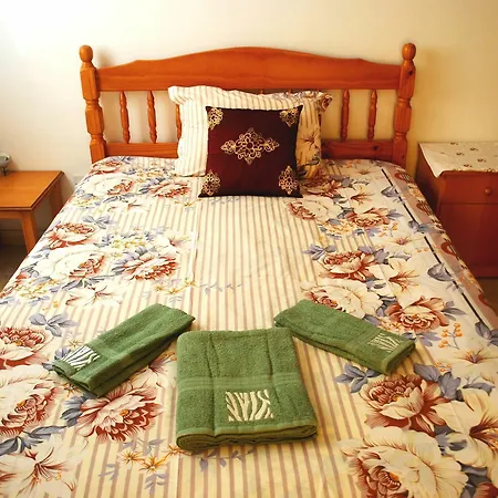 Georgia Aparthotel Paphos